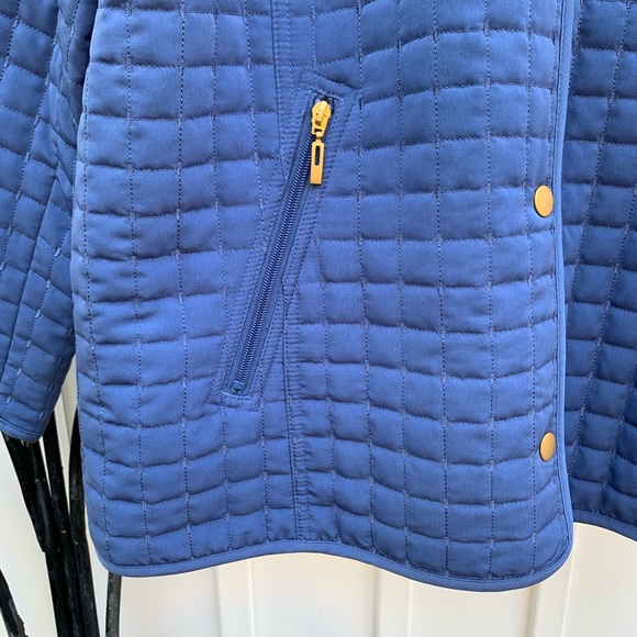 THE TOG SHOP Blue Tan Reversible QuiltCar Coat - Picture 3 of 8